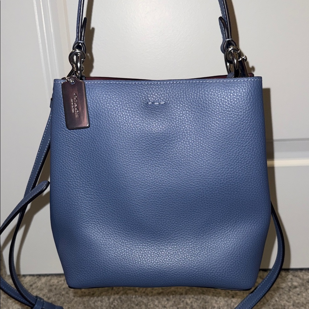 Coach Small Town Bucket Bag - Picture 6 of 9